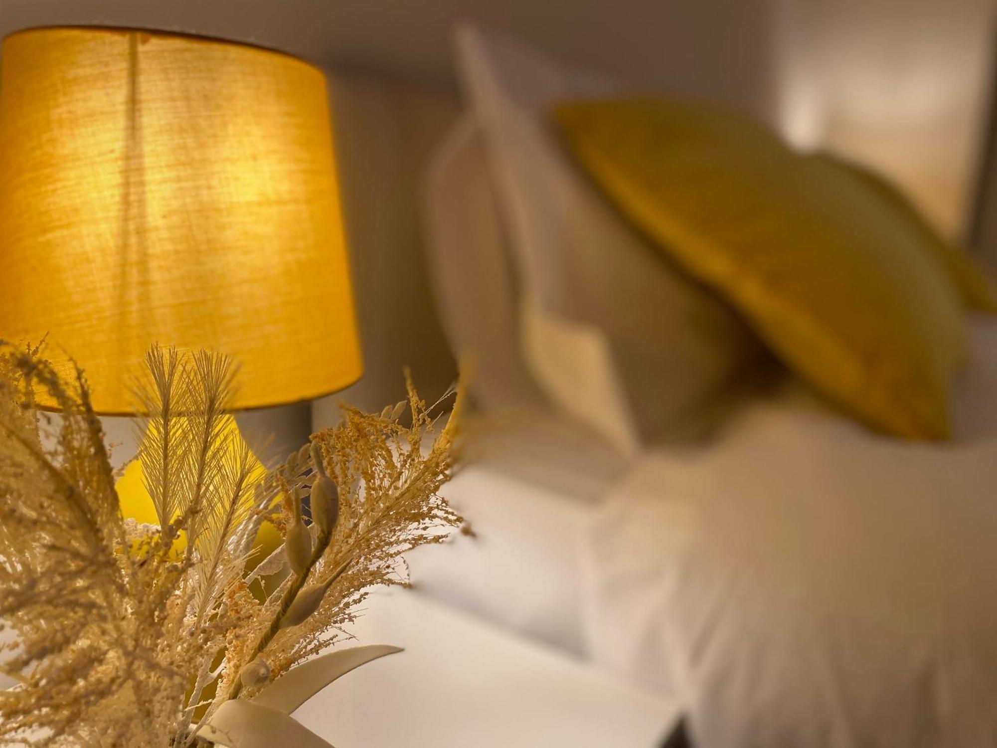 Merridale Executive Apartment, Gb Relocations Ltd - Free Parking, Free Wifi, Free Netflix Apartment *