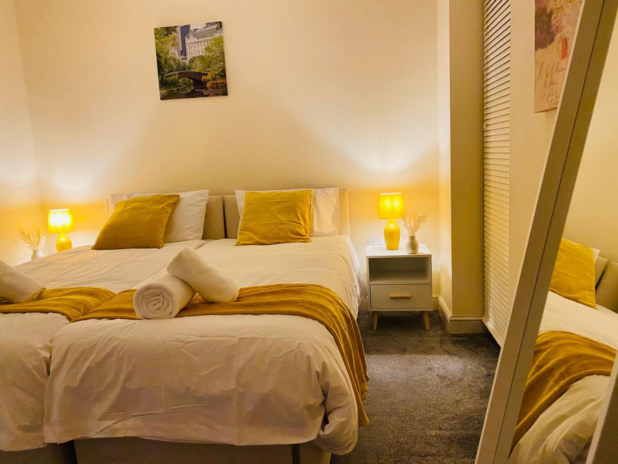 Apartment Merridale Executive Apartment, Gb Relocations Ltd - Free Parking, Free Wifi, Free Netflix