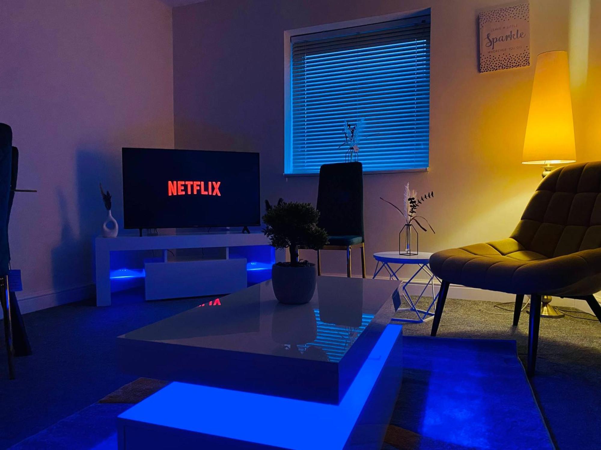 Apartment Merridale Executive Apartment, Gb Relocations Ltd - Free Parking, Free Wifi, Free Netflix *